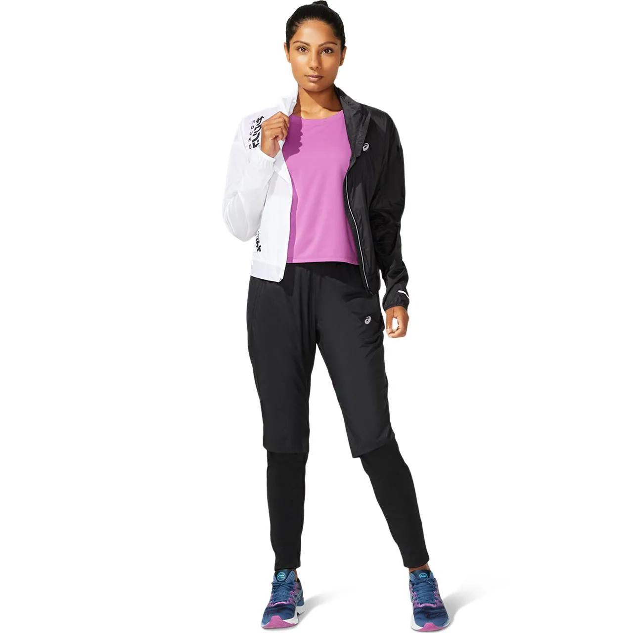 Asics Women&#x27;s SMSB Run Jacket Performance Black/Brilliant Wh | Buy Asics Women&#x27;s SMSB Run Jacket Performance Black/Brilliant Wh here | Outnorth