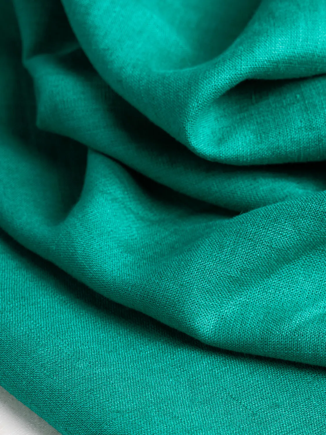 Midweight European Linen - Emerald Green - Swatch