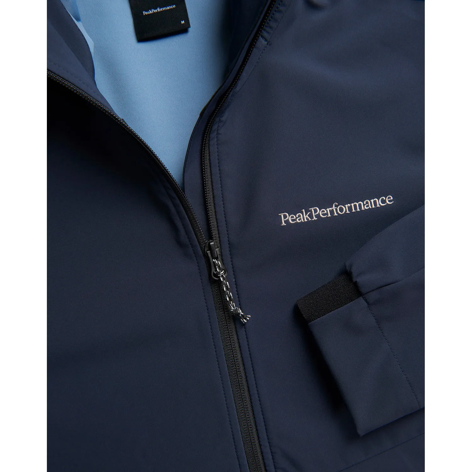 Peak Performance Men&#x27;s Adventure Hood Jacket Total Eclipse | Buy Peak Performance Men&#x27;s Adventure Hood Jacket Total Eclipse here | Outnorth